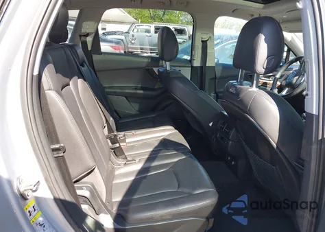 2018 Audi Q7 2.0T Premium z USA, uszkodzony, nr VIN WA1LHAF74JD015170